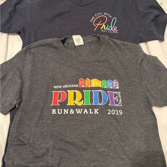Gildan Tops - 2 pride Tshirts S